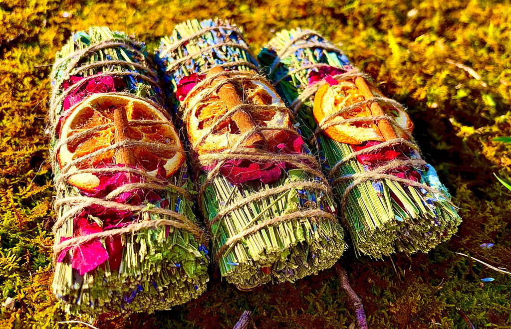 Sage Sticks For Cleansing and Purification Lavender Sage Rose Petals Orange Slices Vetiver Root Cinnamon Sticks Sage Sticks Relaxation & Calming
